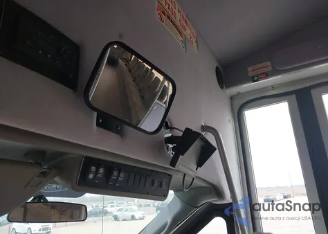 2017 Ford F550 z USA, uszkodzony, nr VIN 1FDAF5GT0HEE51147